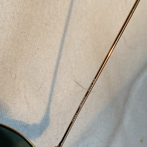 Ray-Ban Aviators - Picture 9 of 13